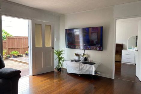 Photo of property in 6/12 Arabi Street, Sandringham, Auckland, 1041