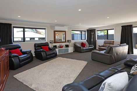 Photo of property in 27 Clydesdale Drive, Holmes Hill, Oamaru, 9401