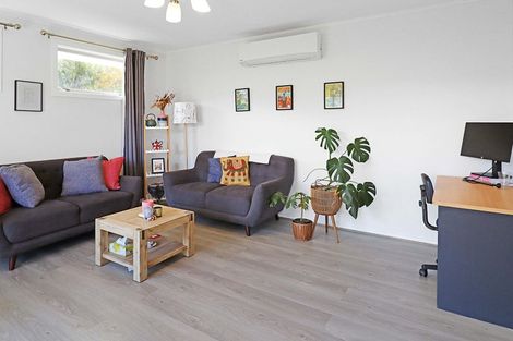 Photo of property in 103a Wyndrum Avenue, Waterloo, Lower Hutt, 5011