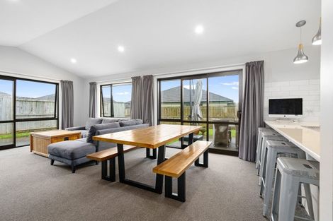 Photo of property in 83 Watkins Road, Cambridge, 3434