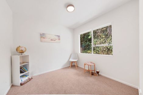 Photo of property in 2/22 Sandiacre Way, Browns Bay, Auckland, 0630