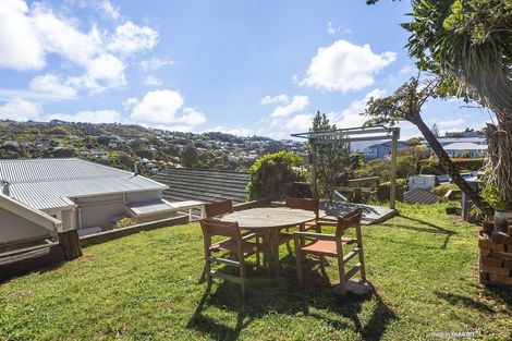 Photo of property in 25 Harland Street, Brooklyn, Wellington, 6021