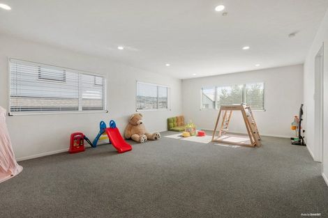 Photo of property in 20 Pennant Street, Long Bay, Auckland, 0630
