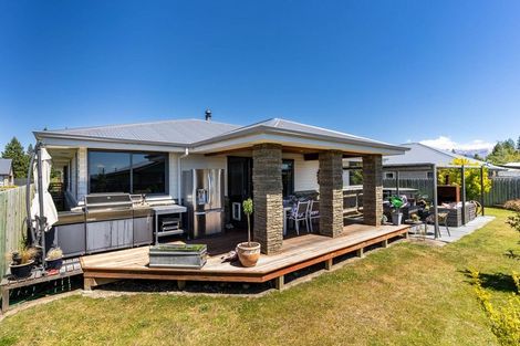 Photo of property in 27 Rhoboro Road, Twizel, 7901