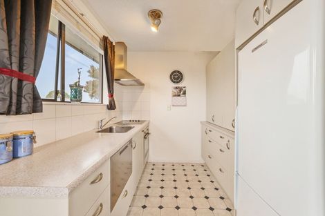 Photo of property in 2/43 Brixton Street, Islington, Christchurch, 8042