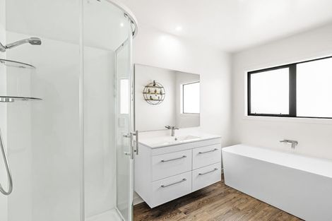 Photo of property in 2 Pohatu Lane, Otaki, 5512