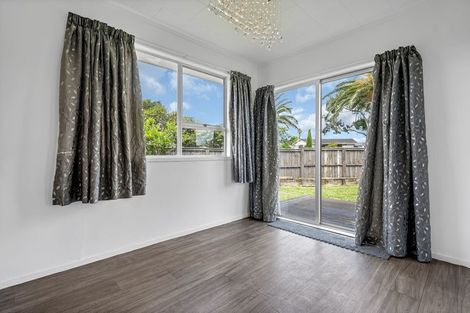 Photo of property in 1 Aria Place, Clover Park, Auckland, 2023