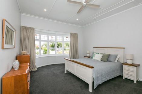 Photo of property in 137 Vigor Brown Street, Napier South, Napier, 4110