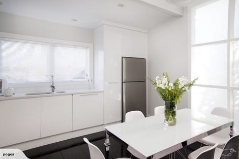 Photo of property in 1/185 Lake Road, Belmont, Auckland, 0622