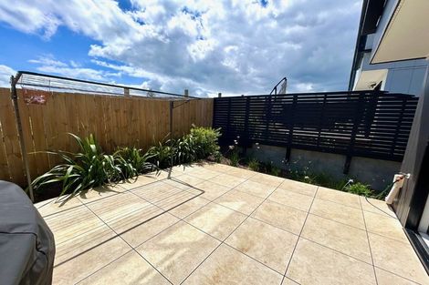 Photo of property in 21 Ara Mara Hua, Henderson, Auckland, 0612