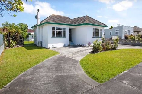 Photo of property in 9 Rata Street, Roslyn, Palmerston North, 4414
