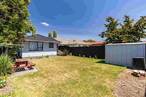 Photo of property in 1/320 Memorial Avenue, Burnside, Christchurch, 8053