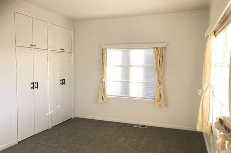 Photo of property in 12-14 Clevedon Road, Papakura, 2110