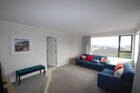 Photo of property in 2 Kapil Grove, Khandallah, Wellington, 6035