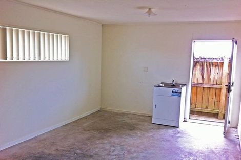 Photo of property in 111 Crawford Avenue, Mangere Bridge, Auckland, 2022