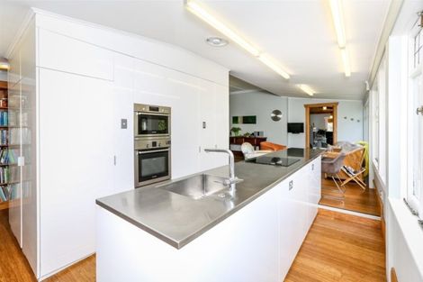 Photo of property in 37a Cameron Street, New Plymouth, 4310
