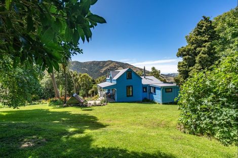 Photo of property in 342 Le Bons Bay Road, Le Bons Bay, Akaroa, 7583