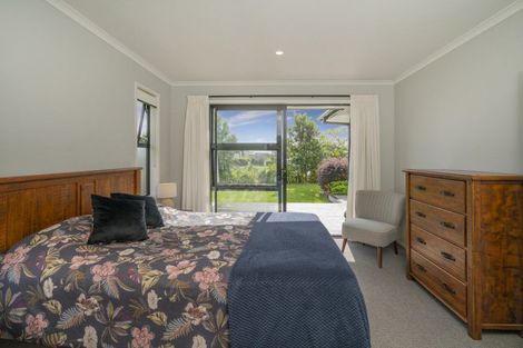 Photo of property in 1 Vanita Drive, Whitianga, 3510