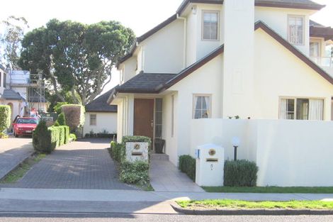 Photo of property in 2/5 Hostel Access Road, Eastern Beach, Auckland, 2012