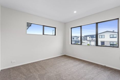Photo of property in 95 Katikati Drive, Manurewa, 2102