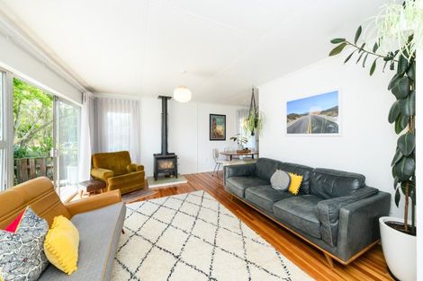Photo of property in 75 Ruamahanga Crescent, Terrace End, Palmerston North, 4410