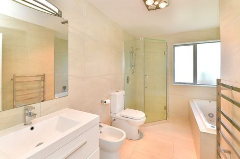 Photo of property in 23 Galbraith Greens, Silverdale, 0932