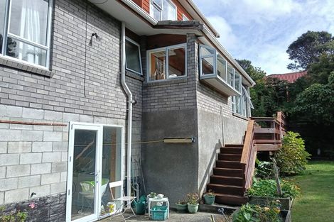 Photo of property in 16 Furneaux Grove, Whitby, Porirua, 5024