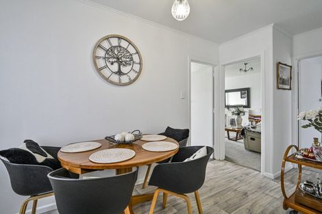 Photo of property in 1/403 Sylvan Road, Parkvale, Hastings, 4122