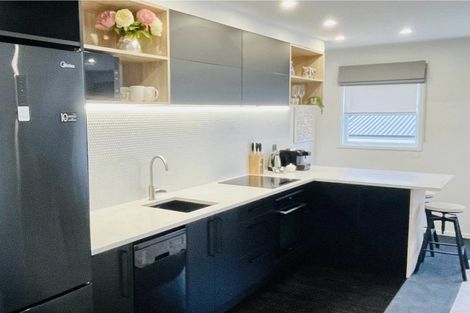 Photo of property in 5/147 Glenmore Street, Kelburn, Wellington, 6012