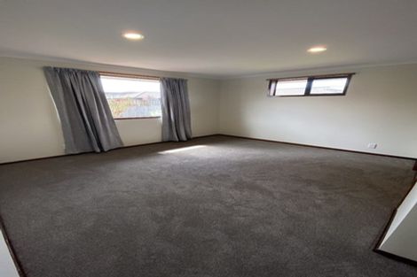 Photo of property in 11 Holcroft Place, Stoke, Nelson, 7011