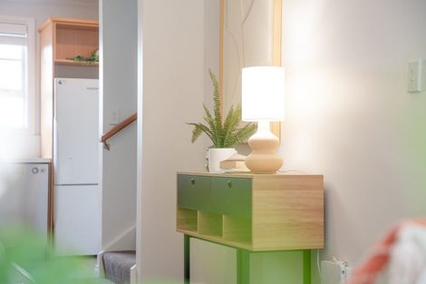 Photo of property in 12b Glenmore Street, Thorndon, Wellington, 6011