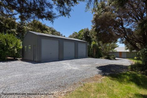 Photo of property in 1432 Takaka-collingwood Highway, Parapara, Takaka, 7182