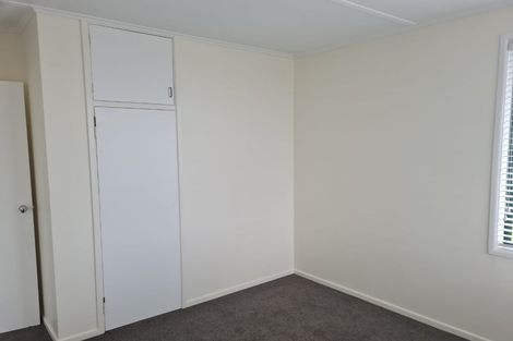 Photo of property in 2/1341 Whangaparaoa Road, Army Bay, Whangaparaoa, 0930