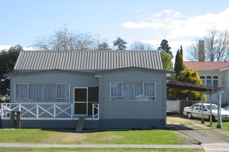 Photo of property in 95 Hakanoa Street, Huntly, 3700