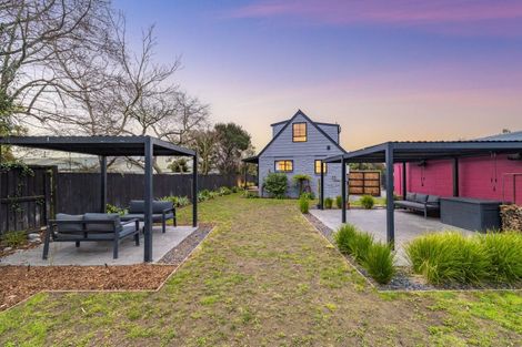 Photo of property in 47a Inwoods Road, Parklands, Christchurch, 8083