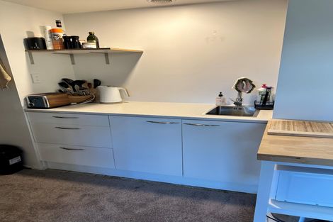 Photo of property in 10 Queen Street, Cambridge, 3434