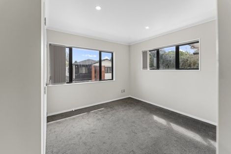 Photo of property in 4 Kakaho Way, Papatoetoe, Auckland, 2025