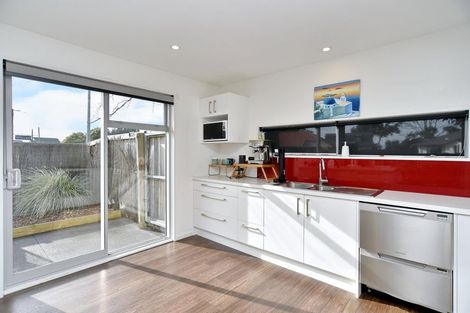 Photo of property in 1 Rue De La Mare, Parklands, Christchurch, 8083