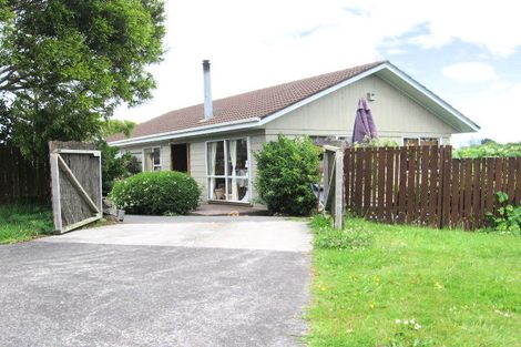 Photo of property in 48 Peverill Crescent, Papatoetoe, Auckland, 2025