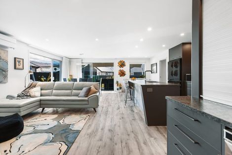 Photo of property in 17 Quigley Crescent, Cromwell, 9310