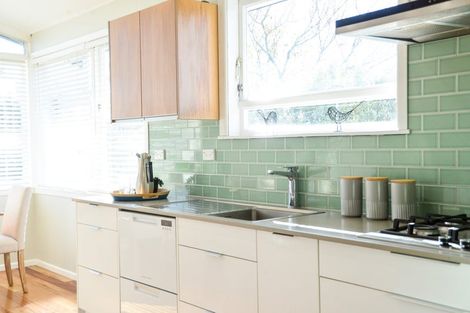 Photo of property in 49 English Street, St Andrews, Hamilton, 3200