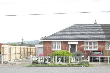 Photo of property in 255 Naenae Road, Naenae, Lower Hutt, 5011