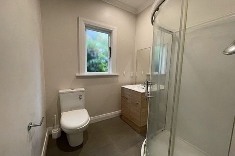 Photo of property in 108 Mortimer Terrace, Brooklyn, Wellington, 6021