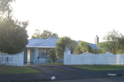 Photo of property in 47 Bruce Road, Glenfield, Auckland, 0629