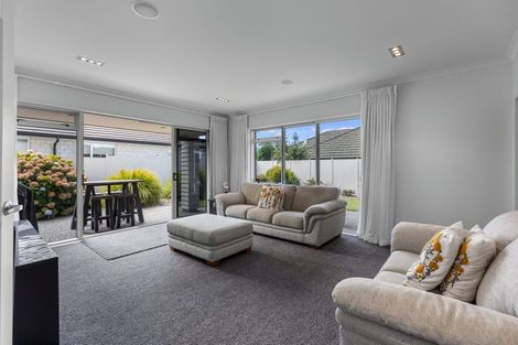 Photo of property in 49 Oceania Sands Way, Papamoa Beach, Papamoa, 3118