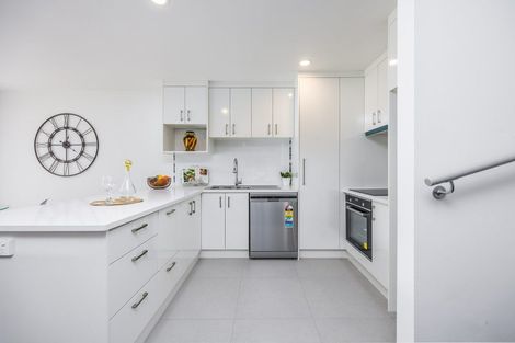 Photo of property in 10/17 Auburn Street, Grafton, Auckland, 1023