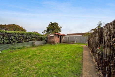 Photo of property in 51 Turuturu Road, Hawera, 4610
