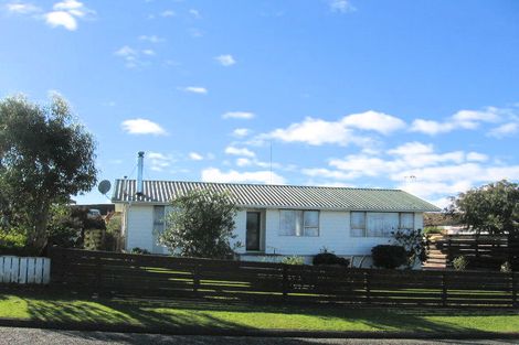 Photo of property in 53 Fraser Drive, Feilding, 4702