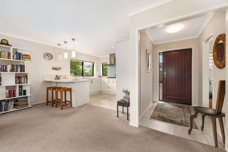 Photo of property in 10 Lancewood Avenue, Feilding, 4702