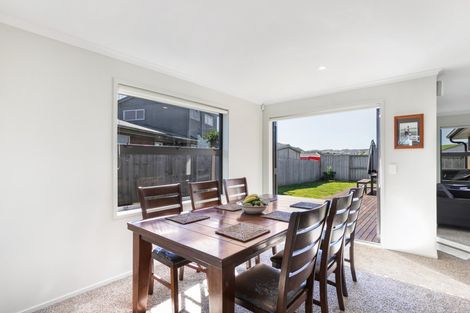 Photo of property in 18 Helenslee Road, Pokeno, 2402